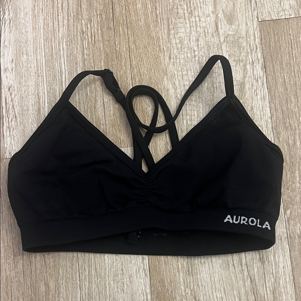 AUROLA sports bra